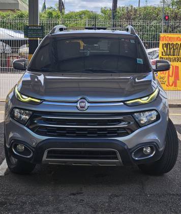FIAT TORO 2.0 16V TURBO DIESEL RANCH 4WD AT9 FIAT TORO 2.0 16V TURBO DIESEL RANCH 4WD AT9